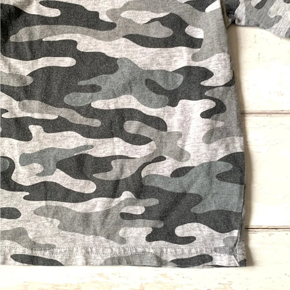 Carters Kid 4/5 Boys Gray Camo Print Shirt Sleeve Tee Kids Top 4T 5T